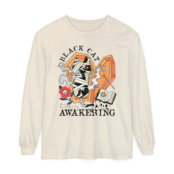 Mummy Cat Halloween Long Sleeve T-Shirt - Coffin & Wrapped Feline Graphic Tee