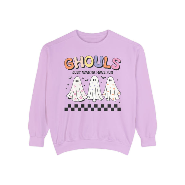 Ghouls Just Wanna Have Fun - Halloween Ghost Friends Graphic Sweater