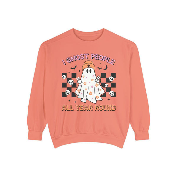 I Ghost People All Year Round - Funny Halloween Ghost Graphic Sweater