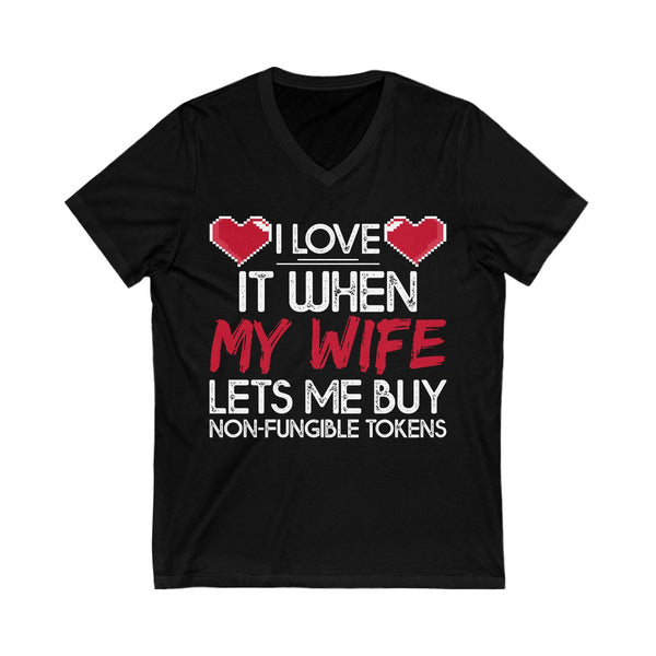 Love for NFTs Crypto V-Neck – Cryptocurrency Shirt for Enthusiasts, Traders, and Meme Lovers