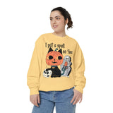 Vintage Pumpkin Cat Halloween Sweatshirt - Spooky Graveyard Kitty Graphic Sweater
