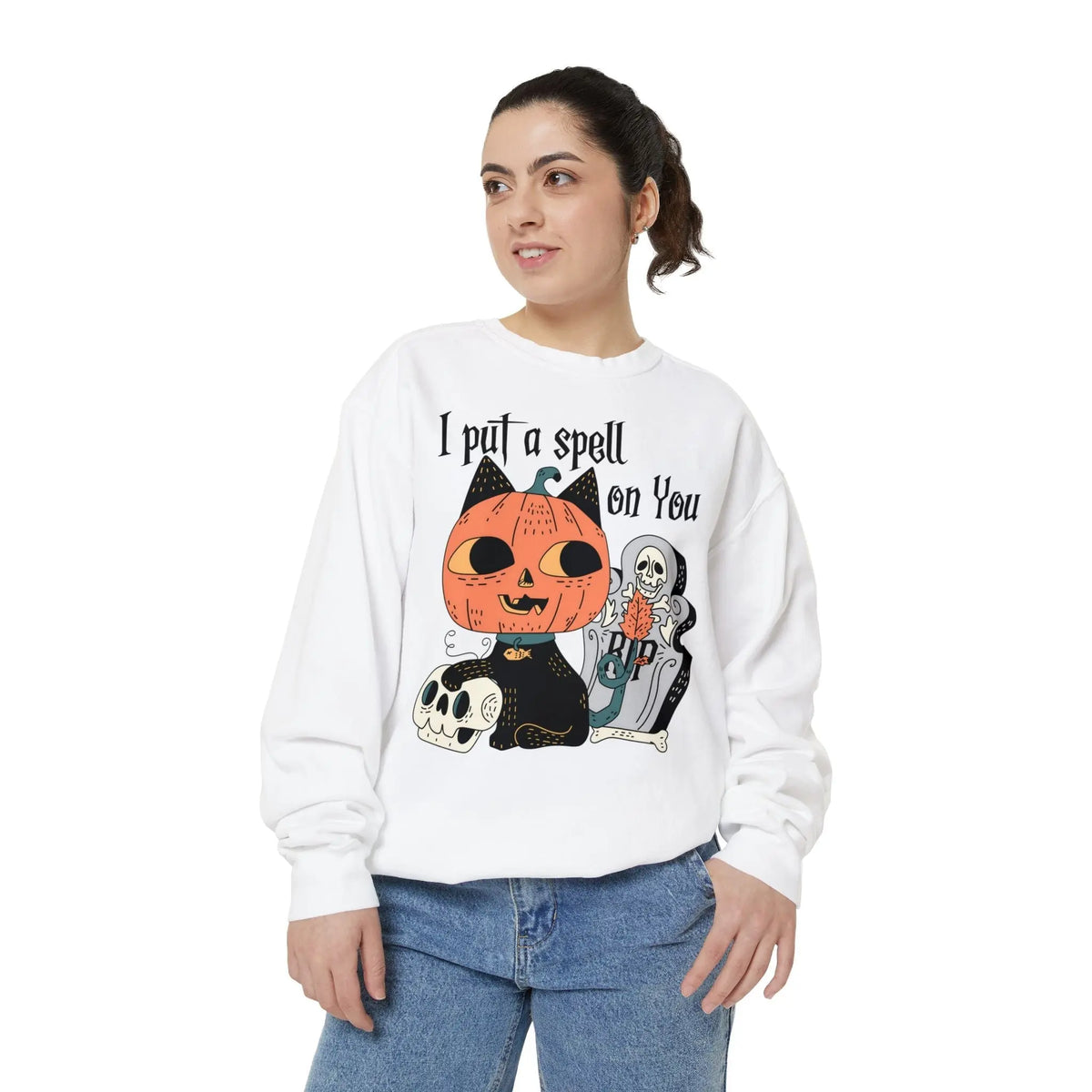 Vintage Pumpkin Cat Halloween Sweatshirt - Spooky Graveyard Kitty Graphic Sweater