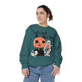 Vintage Pumpkin Cat Halloween Sweatshirt - Spooky Graveyard Kitty Graphic Sweater