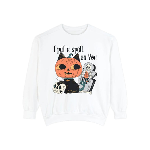 Vintage Pumpkin Cat Halloween Sweatshirt - Spooky Graveyard Kitty Graphic Sweater